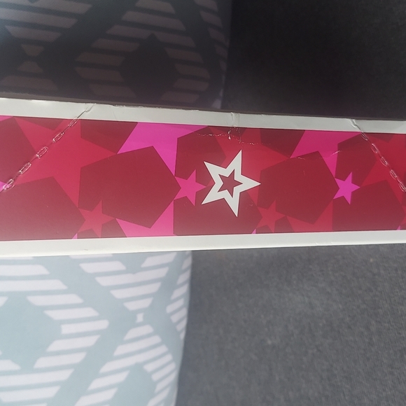 Mini American Girl "Molly" Doll - Picture 2 of 16